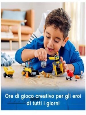 bambino che gioca con il lego city bulldozer da cantiere